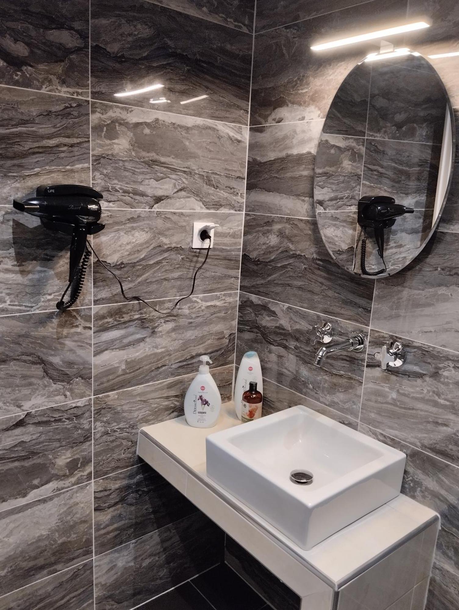 Pansea 12 Exclusive Suites เทสซาโลนิกิ ภายนอก รูปภาพ